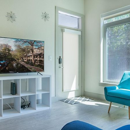 Beautiful Riverwalk Apt With Full Amenities, King Bed & Free Parking San Antonio Dış mekan fotoğraf