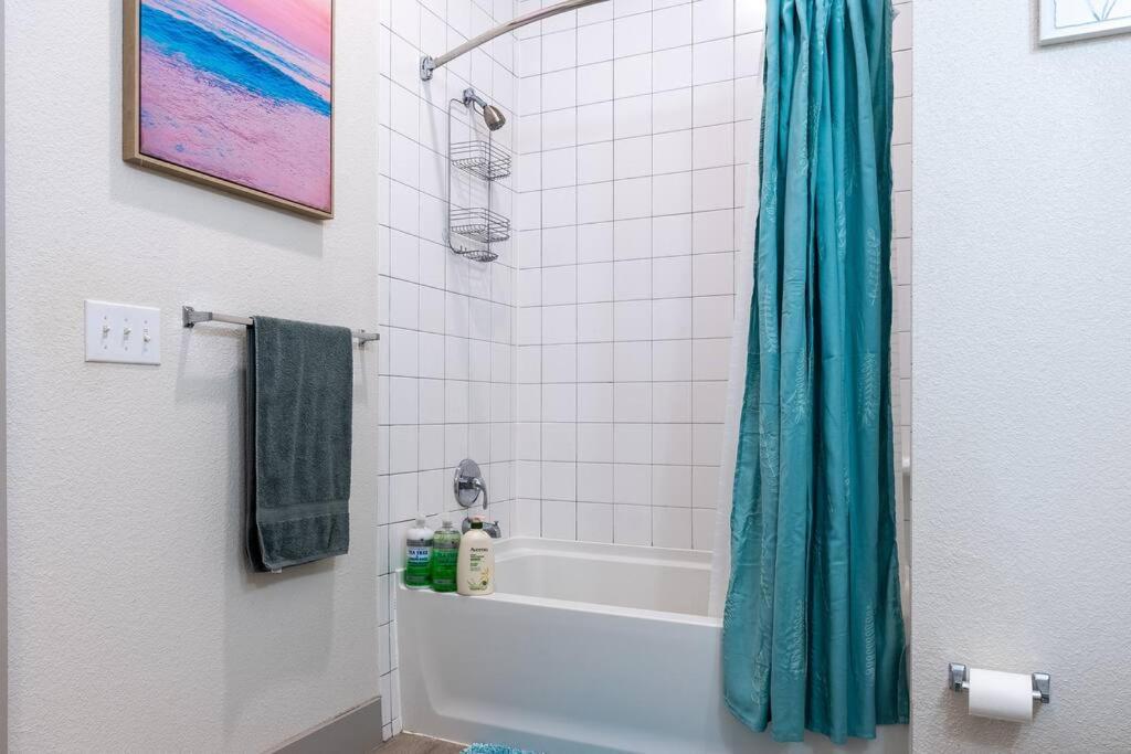 Beautiful Riverwalk Apt With Full Amenities, King Bed & Free Parking San Antonio Dış mekan fotoğraf
